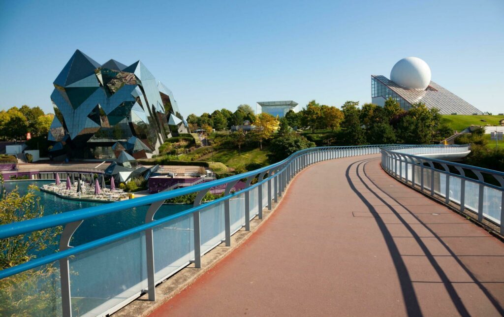 Quelles Sont Les Meilleures Attractions Du Futuroscope Suivez Le Guide