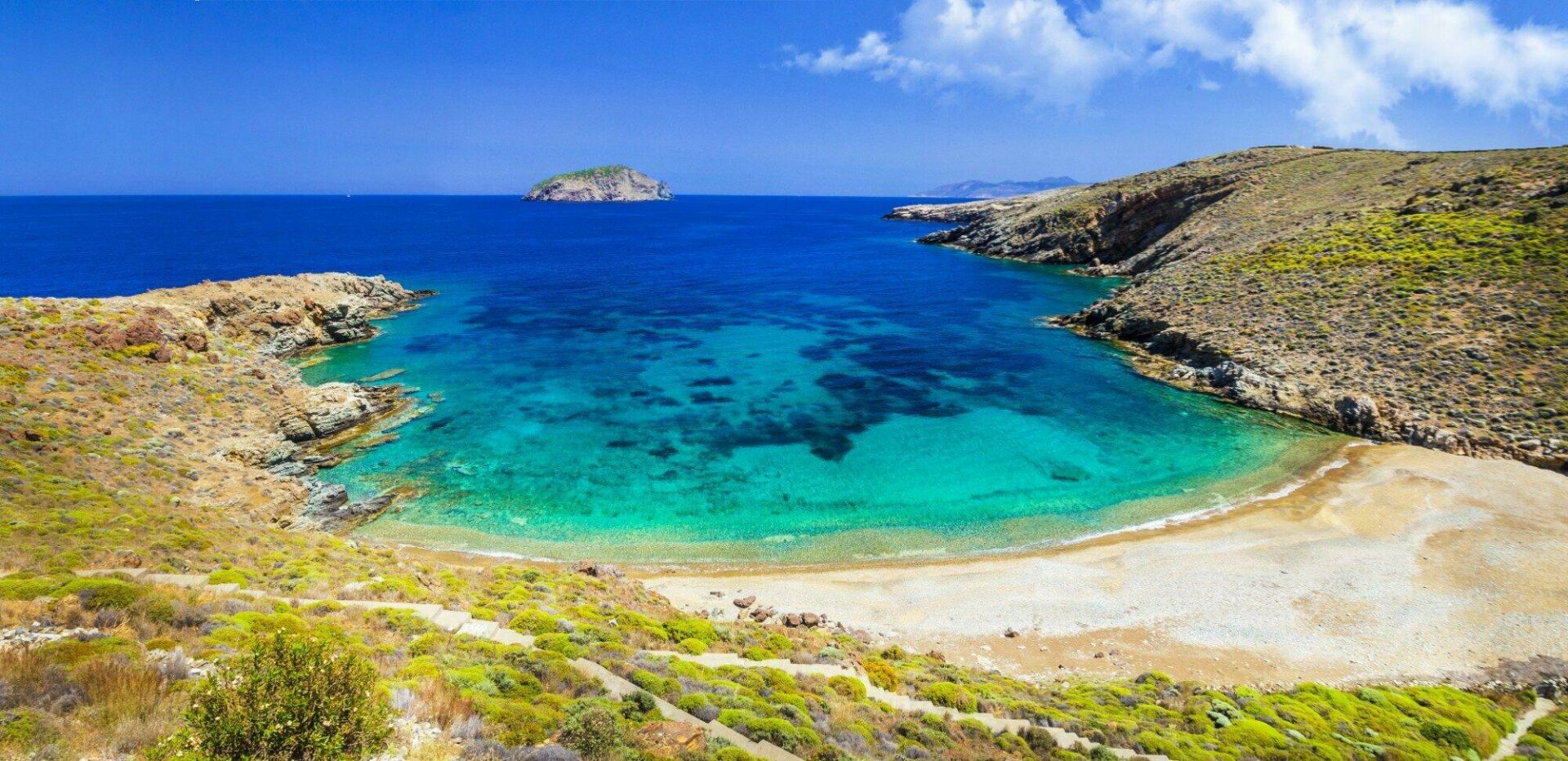 7 îles de la Méditerranée pour un voyage pas cher et dépaysant