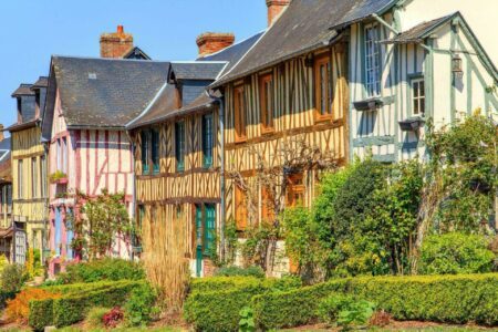 Les 13 plus beaux villages de Normandie à voir lors de son séjour !