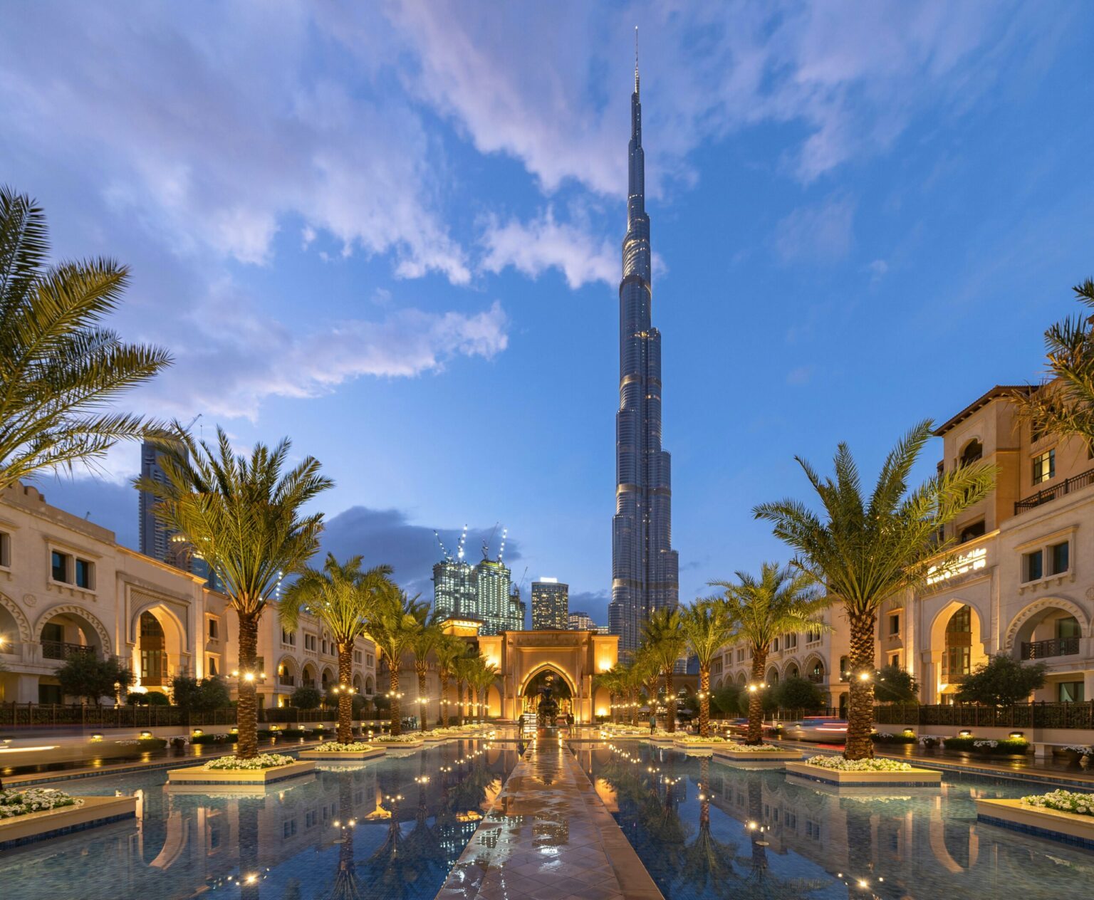 Burj Khalifa De Dubaï 7 Choses à Savoir Sur La Plus Haute Tour Du Monde