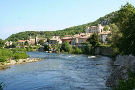 Découvrez les 14 plus beaux villages d’Auvergne-Rhône-Alpes