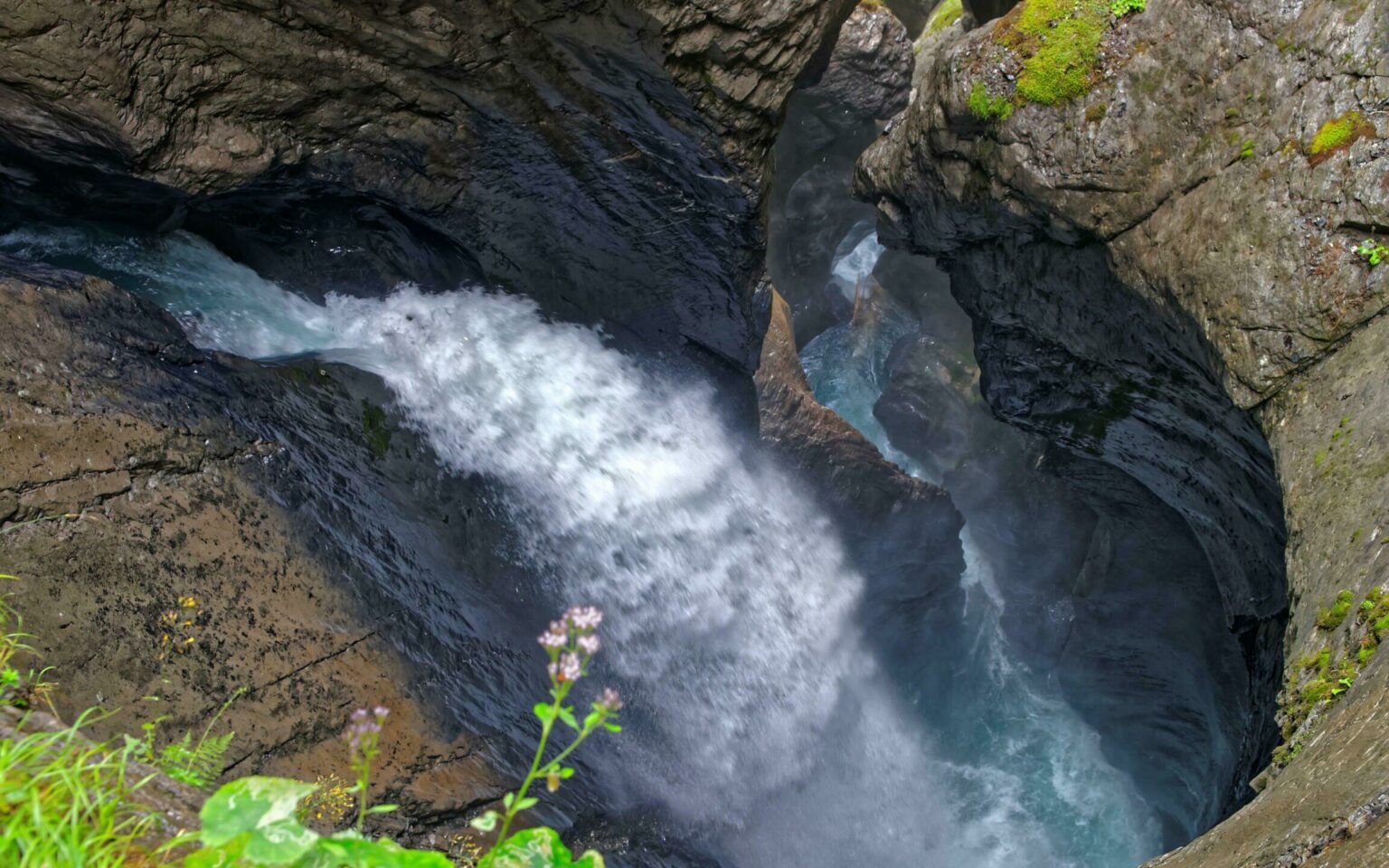 Top 10 Des Plus Belles Cascades En Suisse