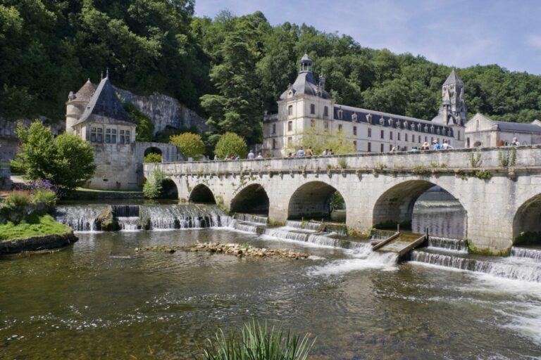 16 Visites Incontournables à Faire En Dordogne