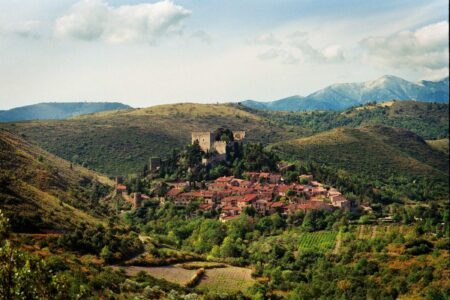 Explorez les plus beaux villages autour de Perpignan !