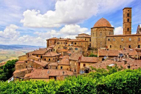 Découvrez le charme des villages de Toscane, nos 16 préférés !