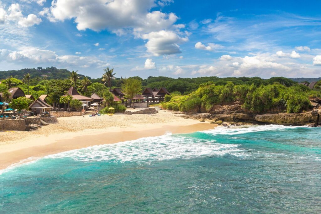 Une plage à Nusa Lembongan