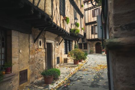 Les 13 plus beaux villages autour de Narbonne à découvrir !