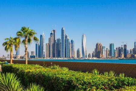 Comment profiter du luxe de Dubaï et Abou Dabi avec un budget limité