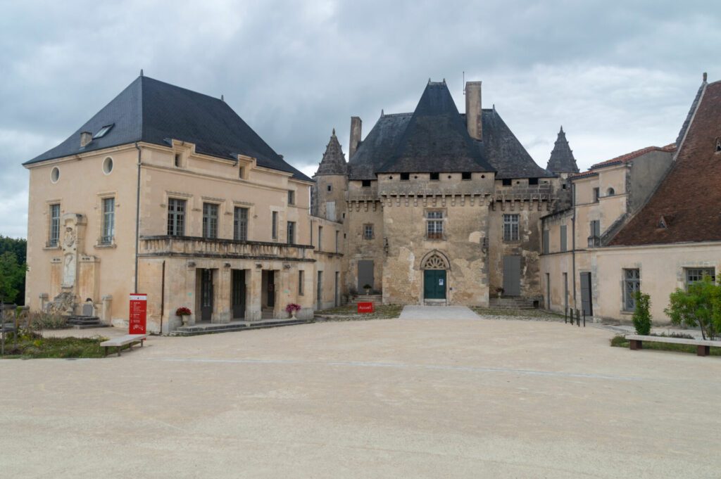 Le château de Barbezieux autour d'Angoulême
