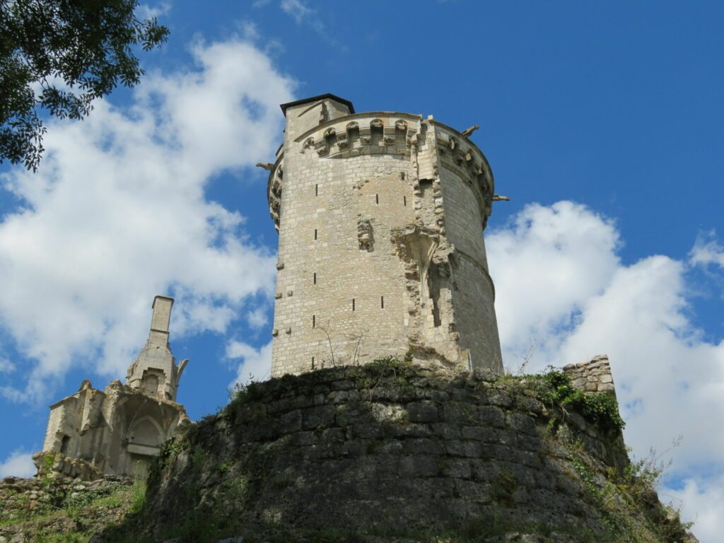 Cher - Mehun sur Yèvre - Donjon du château