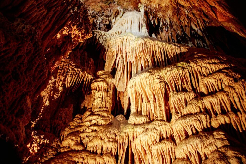 La grotte de Clamouse dans les alentours de Marseillan