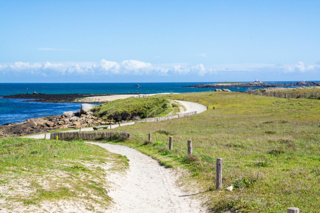 Sentier côtier. Quiberon, pointe de Conguel, Morbihan, Bretagne, France