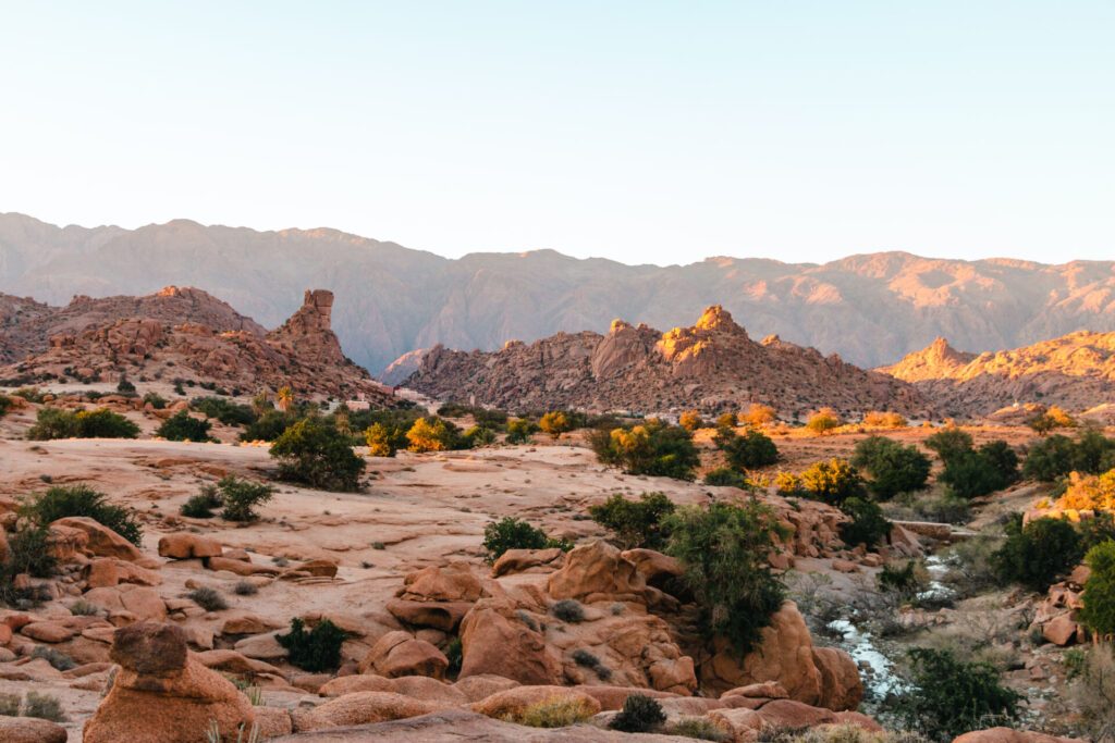 Les roches de Tafraoute - paysage du Maroc