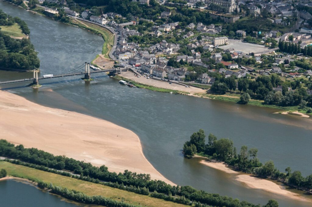 Vue aérienne de Montjean-sur-Loire près de Nantes