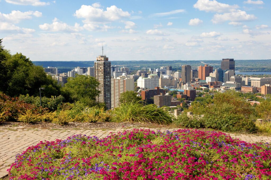 Vue sur Hamilton, ville autour de Toronto