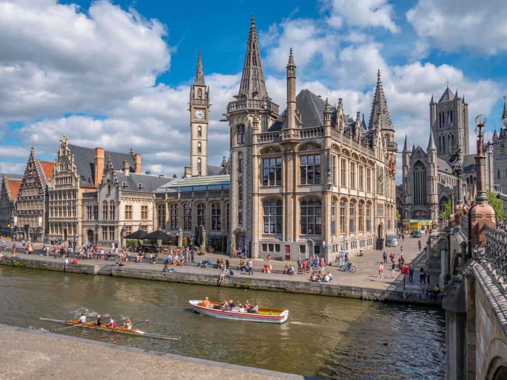 Flâner le long des quais à Gand, à 1h de Bruxelles