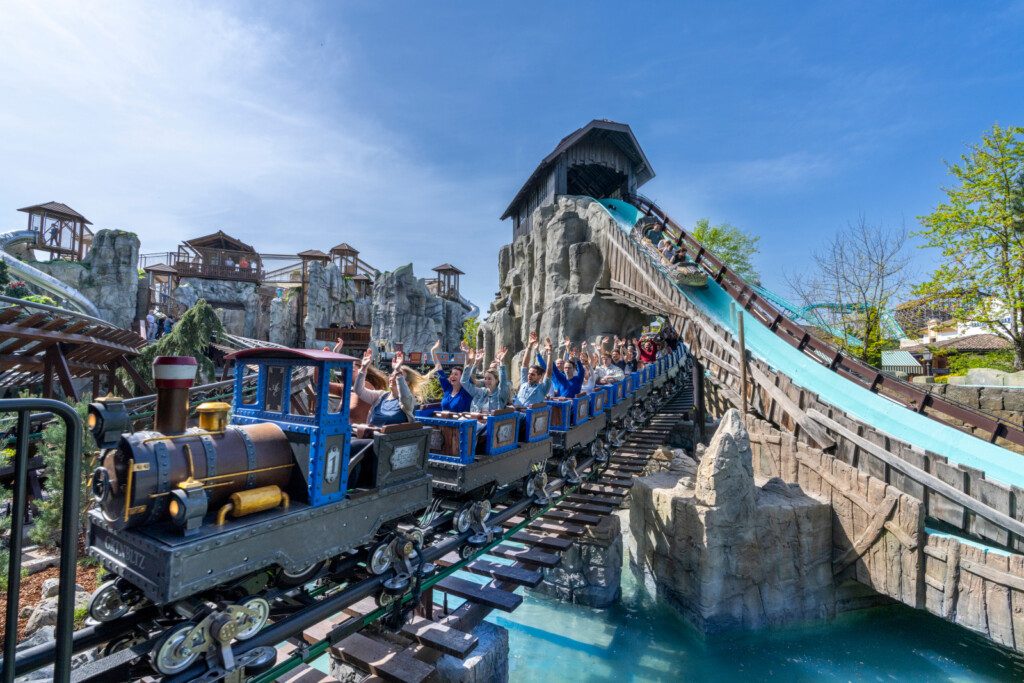 Europa-Park - attraction Express des Alpes et Rapides du Tyrol 3