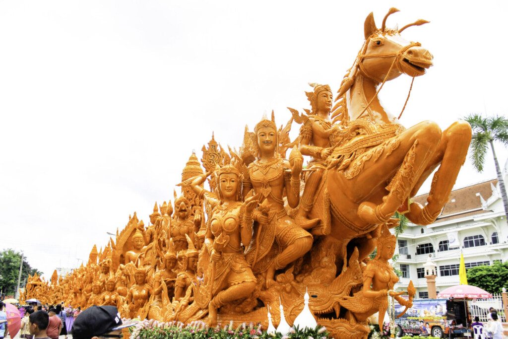 Sculpture de cire au festival des bougies d'Ubon Ratchathani en Thailande