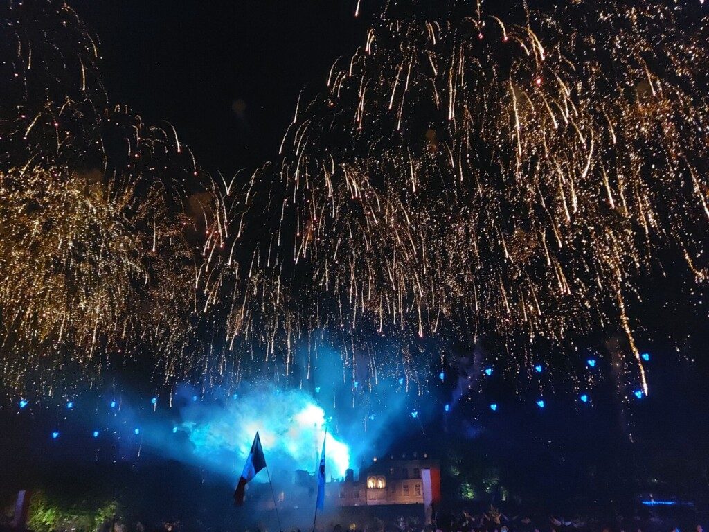 Spectacle nocturne au Puy du Fou