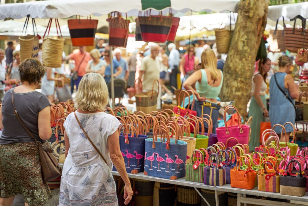 Le marché d'Uzès