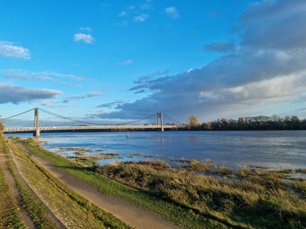 Micro-aventure le long de la Loire sur le premier GR de France