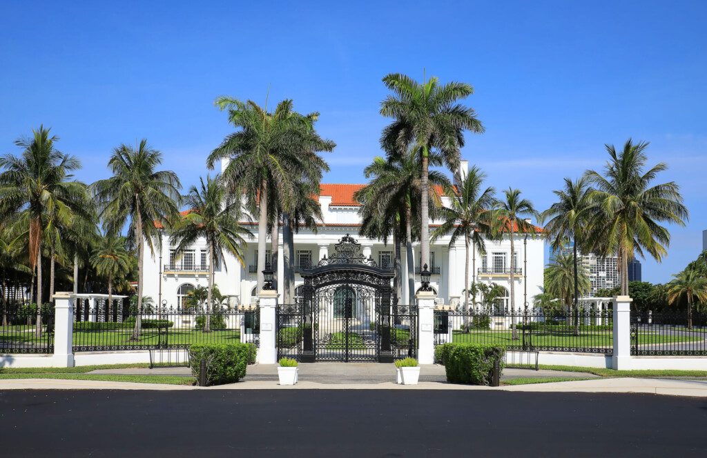 Extérieur du musée Henry Morrison Flagler, à Palm Beach