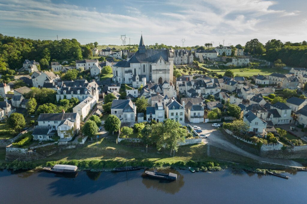 Le joli village de Candes-Saint-Martin en Touraine