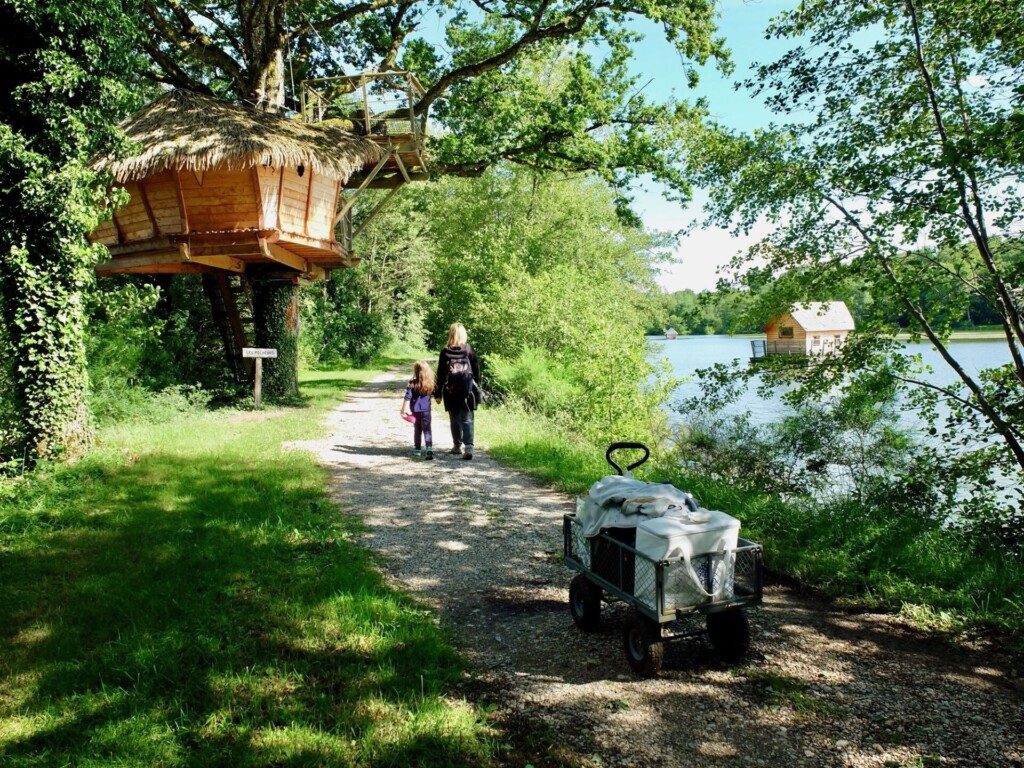 Cabane dans arbres en famille Dombes autour de Lyon