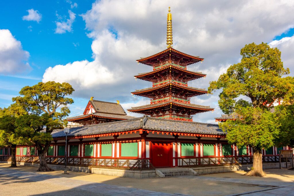 Le temple Shitennō-ji à Osaka