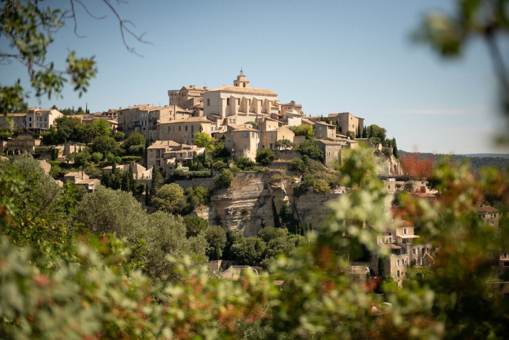 Village photogénique Gordes en Provence-Alpes-Côte d’Azur