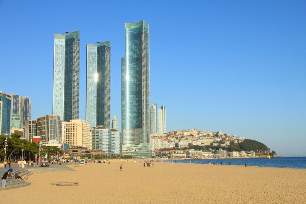 Busan et la plage de Haeundae en Corée du Sud